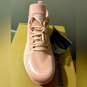 Gravity Defyers size 11 women’s